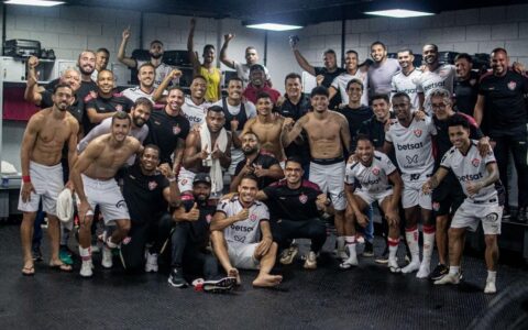 Imagem do post Vitória terá dois desfalques para jogo contra o Corinthians