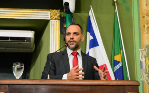Imagem do post Augusto Vasconcelos destaca lançamento do programa Capoeira nas Escolas