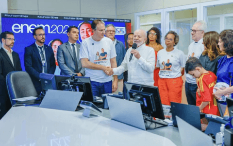 Imagem do post Todos os alunos do 3º ano da rede estadual da Bahia se inscreveram no Enem 2024