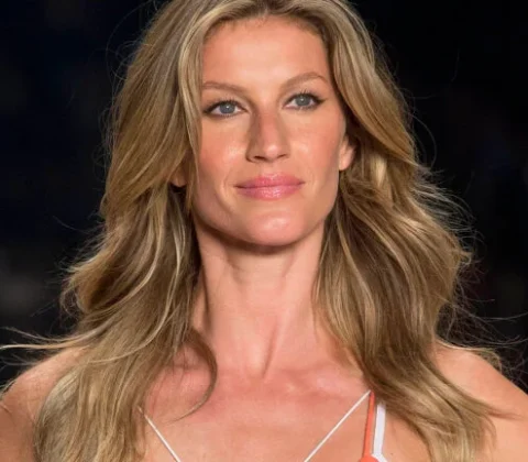 Imagem do post Gisele Bündchen encanta ao exibir barriguinha de grávida