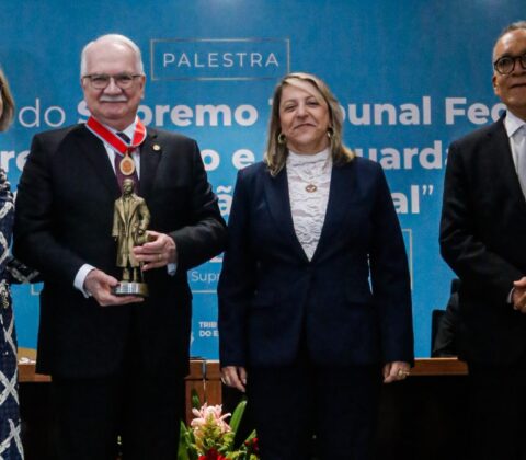 Imagem do post Presidente do TJBA entrega Medalha de Mérito do Judiciário ao Ministro Edson Fachin  
