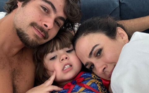 Imagem do post Saiba o real motivo de Tatá Werneck não postar fotos da filha nas redes sociais