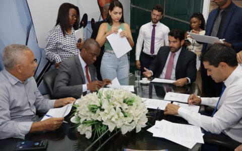 Imagem do post Vereadores de Salvador vão antecipar votação da LOA