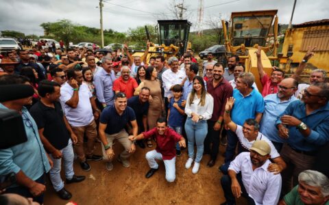 Imagem do post Última cidade da Bahia sem ligação asfáltica, Caetanos comemora pavimentação de trecho da BA-959