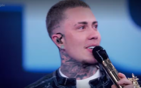 Imagem do post MC Daniel se emociona ao falar sobre filho em programa de TV