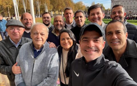Imagem do post Bruno Reis, Débora Régis e Zé Ronaldo viajam a Londres com ACM Neto