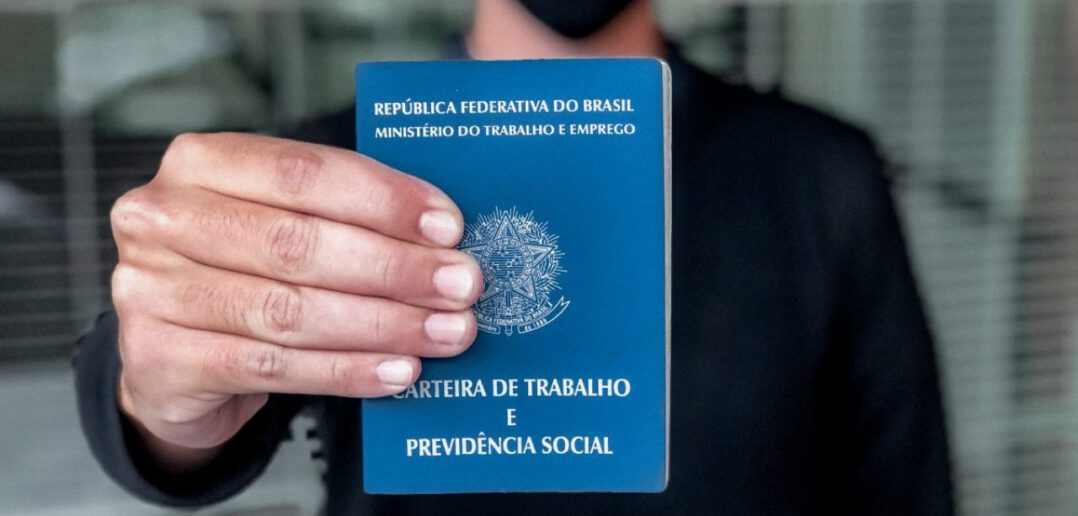 Cresce na Bahia a presença de jovens na educação e no mercado de trabalho