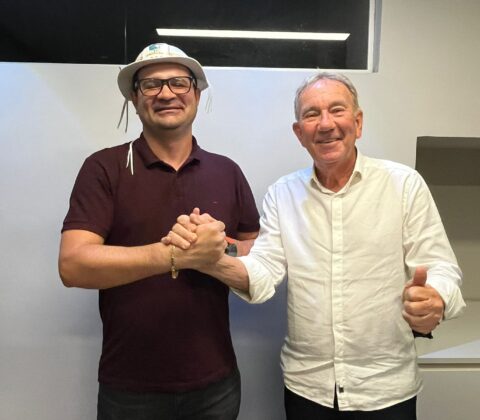 Imagem do post Prefeito de Várzea da Roça desiste de candidatura à UPB e declara apoio a Wilson Cardoso