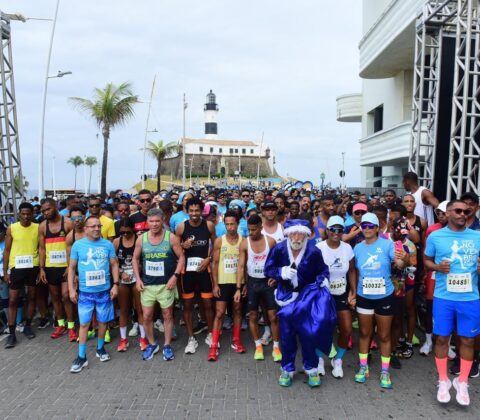 Imagem do post Corrida Novembro Azul 2024 encerra com chave de ouro o calendário de corridas sociais da Bahia