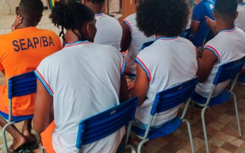 Imagem do post Estudantes internos do Conjunto Penal Lafayete Coutinho realizam 1º Festival de Música e Poesia