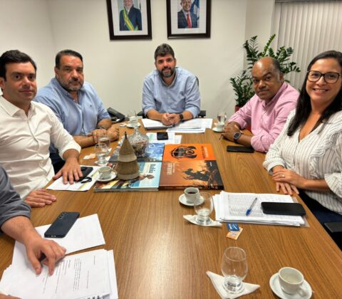 Imagem do post Oposição vai à Governadoria para cobrar pagamento de emendas