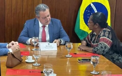 Imagem do post Prefeita de Cachoeira se reúne com Rui Costa e Alexandre Padilha em Brasília