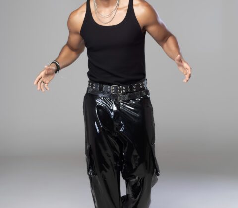 Imagem do post O novo Parangolé de sempre: Estreia oficial de Lincoln no comando da banda acontece neste sábado (23), em Porto Seguro