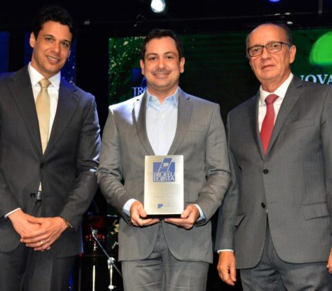 Imagem do post Singular Pharma é vencedora da categoria “Inovação” no Troféu Lojista 2024