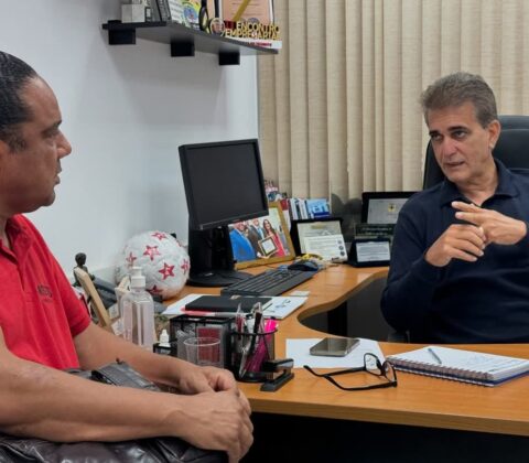 Imagem do post Robinson recebe líder dos “Sem-Teto” para discutir moradia segura em Salvador