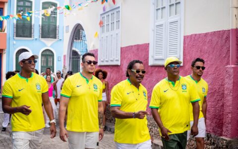 Imagem do post Psirico comemora 2 milhões de visualizações do clipe de Molen-Molen