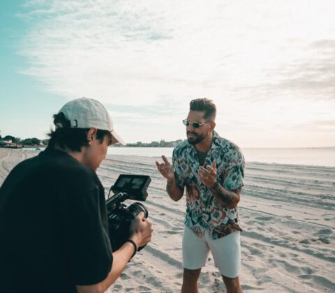 Imagem do post Banda EVA lança clipe de “Riqueza”