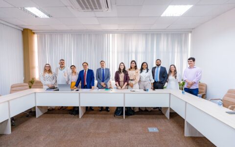 Imagem do post Equipe de Débora Regis tem primeira reunião de transição em Lauro de Freitas