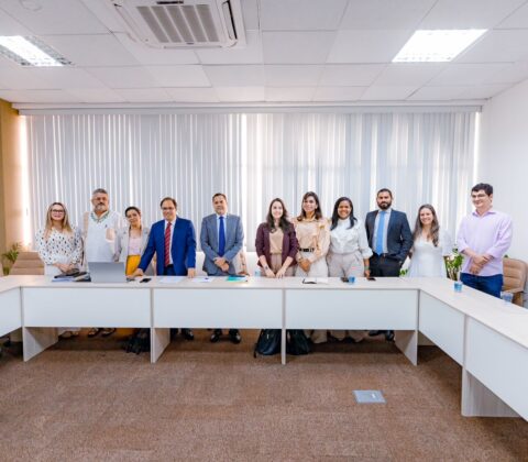 Imagem do post Equipe de Débora Regis tem primeira reunião de transição em Lauro de Freitas