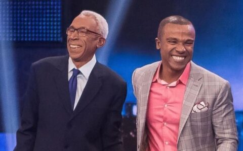 Imagem do post Alexandre Pires cancela show após morte de seu pai