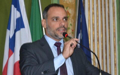 Imagem do post Augusto Vasconcelos rebate Bruno Reis: “Prefeito deveria resolver o colapso do transporte em Salvador”