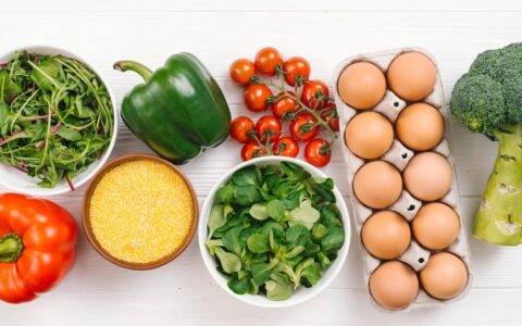 Imagem do post Salmonella: entenda os perigos de ingerir alimentos e água contaminados pela bactéria