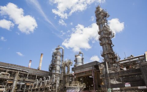 Imagem do post PIB deve cair de 2,5% em 2025 para 1,8% em 2026, diz CNI