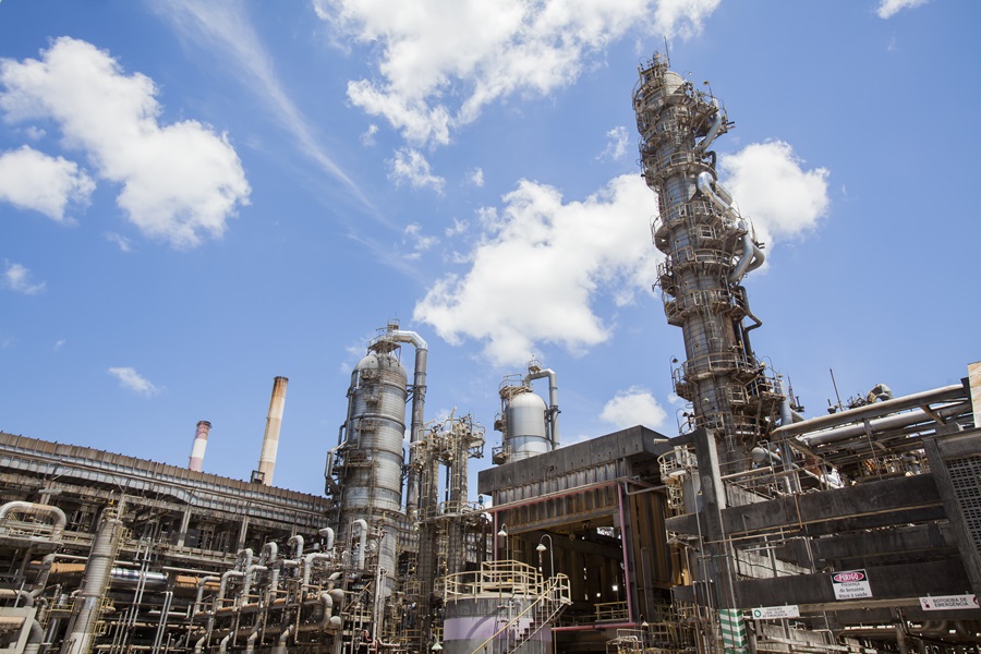 PIB deve cair de 2,5% em 2025 para 1,8% em 2026, diz CNI