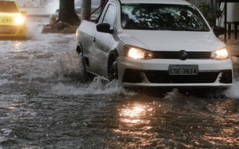 Imagem do post Salvador mantém alerta para chuvas e ventos fortes nesta segunda-feira