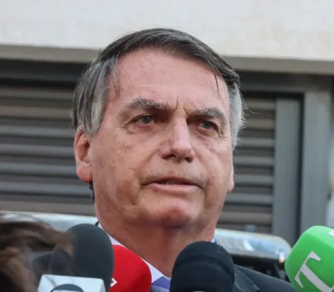 Imagem do post Presidente do PT pede prisão de Bolsonaro após indiciamento no inquérito do golpe de Estado