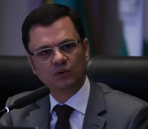 Imagem do post Moraes autoriza Anderson Torres a cuidar da mãe com câncer à noite