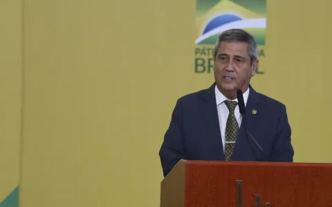 Imagem do post Braga Netto teve participação concreta em atos golpistas, diz PF