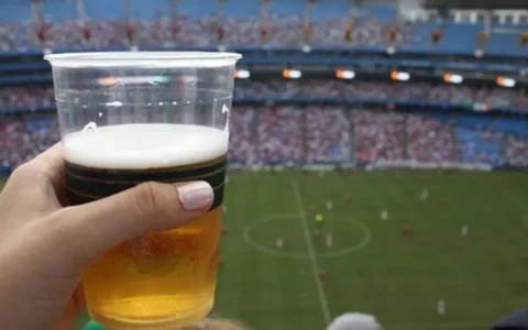 Imagem do post Comissão aprova proibição de venda e porte de bebidas alcoólicas em campeonatos de futebol