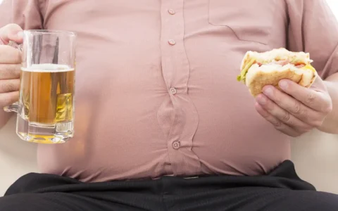 Imagem do post Custos de ultraprocessados e álcool ao SUS atingem R$ 28 bi por ano