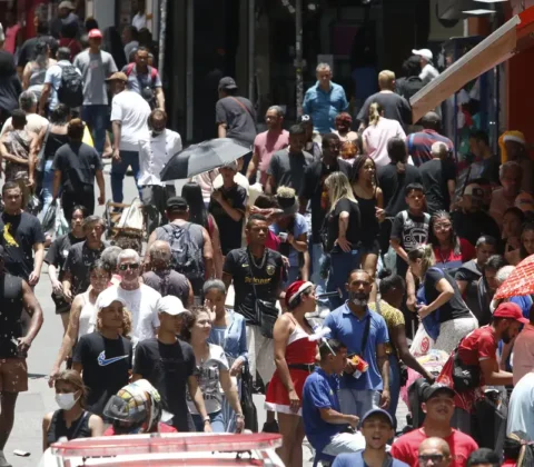 Imagem do post Pesquisa: 49% dos brasileiros acreditam que país vai melhorar em 2025