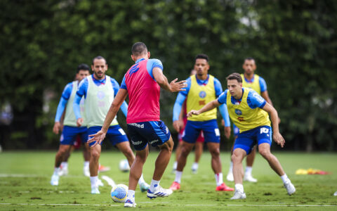 Imagem do post Com volta de Rezende, Bahia encerra preparação para encarar o Corinthians