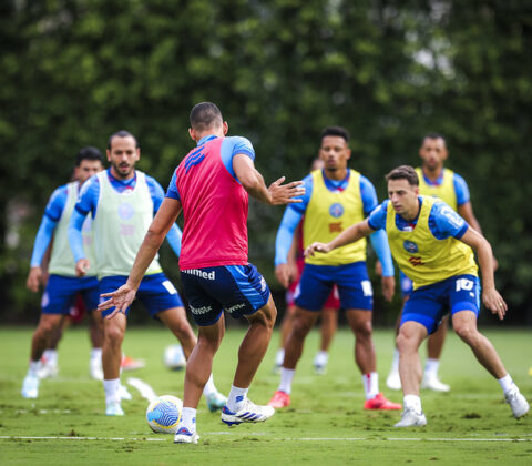 Imagem do post Com volta de Rezende, Bahia encerra preparação para encarar o Corinthians