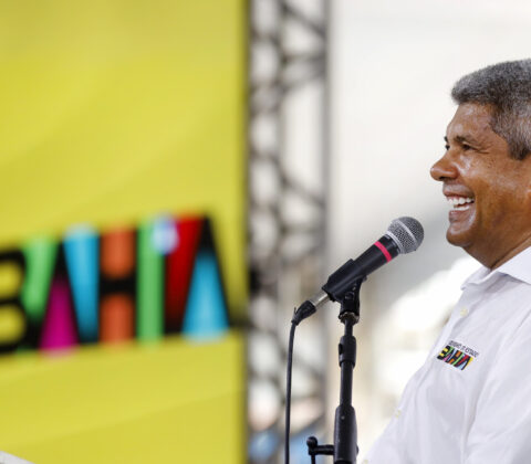 Imagem do post Jerônimo antecipa ICMS e Fundeb para as 417 prefeituras da Bahia