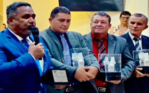 Imagem do post Leandro Guerrilha recebe Título de Cidadão de Pé de Serra