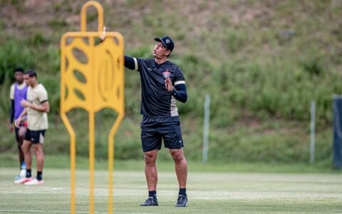 Imagem do post Ainda sem técnico, Thiago Carpini entra no radar do Cruzeiro