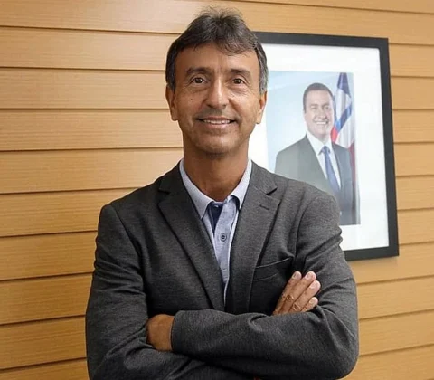 Imagem do post “Fim de um ciclo e início de novo caminho”, diz Curvello após saída da Secom