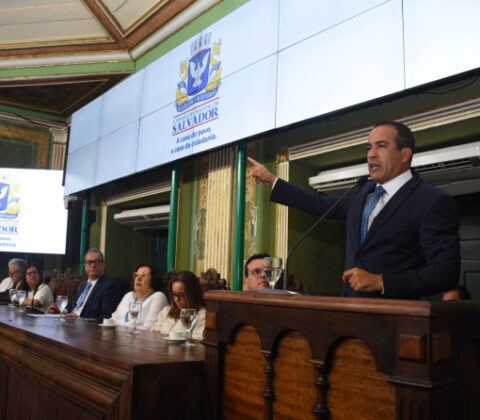 Imagem do post Prefeito encaminha à Câmara reajuste de metas fiscais para 2024 com revisão de R$ 330 mi; déficit chega a R$ 2 bi