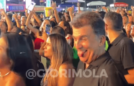 Imagem do post Fábio Mota é flagrado curtindo o Festival Virada Salvador; veja vídeo