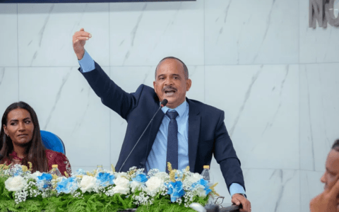 Imagem do post Elinaldo cria barreiras para transição em Camaçari; entenda