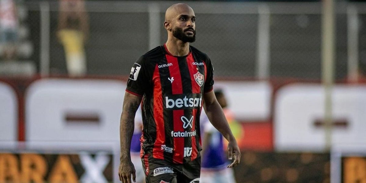 Patric Calmon, o PK, é anunciado como novo reforço do Paysandu para 2025