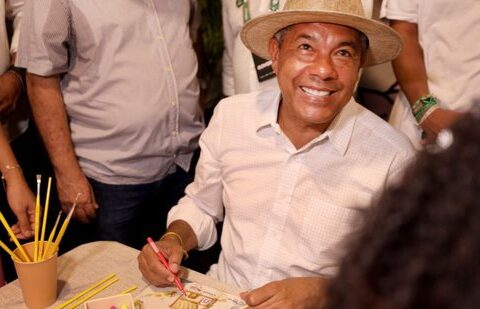 Imagem do post Governador anuncia concurso para Defesa Agropecuária