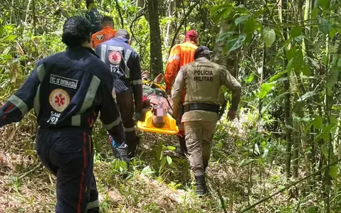Após um mês desaparecido, idoso é resgatado em mata na RMS