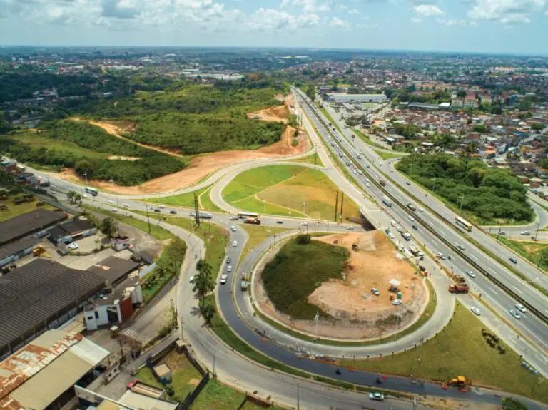 Trânsito na Estrada do Derba será afetado por obras da Embasa a partir de segunda-feira