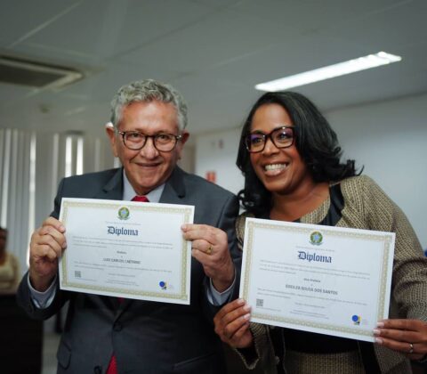 Imagem do post Luiz Caetano é diplomado prefeito de Camaçari e prega união pelo futuro da cidade