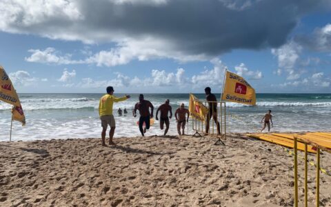 Imagem do post Inscrições para travessia internacional dos salva-vidas encerram na quarta-feira; saiba como se inscrever